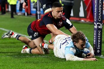 Este ensayo de Baget y la posterior transformación de Dolhagaray dieron el empate al Aviron en Limerick. 