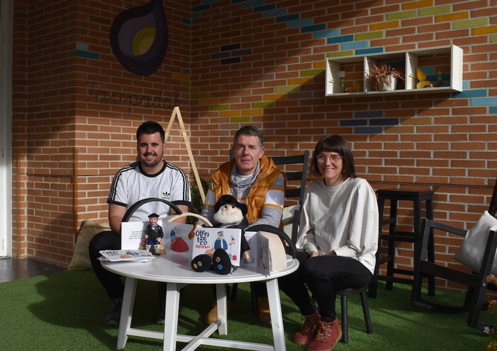 ‘Olentzero Agoitzen’ ipuina aurkeztu dute.