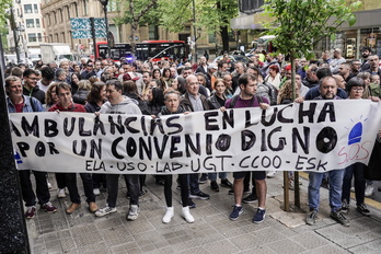 Anbulantzietako langileen aurreko mobilizazio bat.