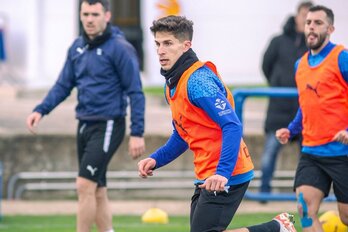 Giuliano Simeone, reincorporado al normal desarrollo de los entrenamientos.