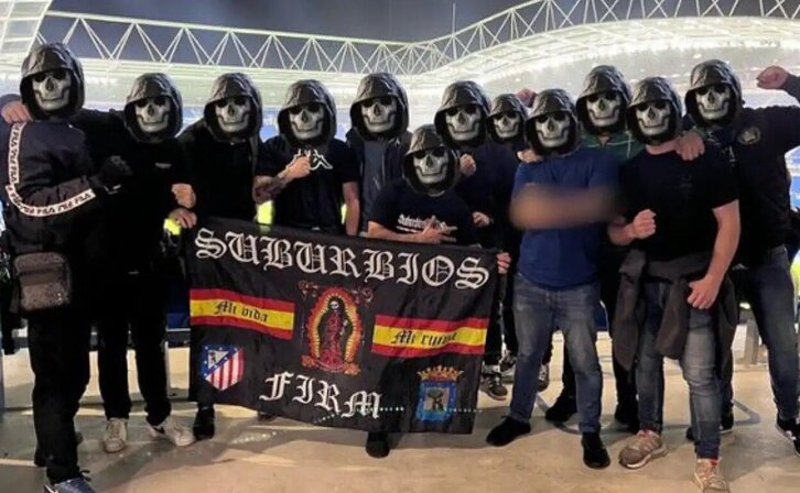 Ultras del Atlético de Madrid, la pasada temporada en Anoeta en el partido Real Sociedad-Betis.