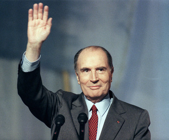 François Mitterrandek Presidentetzarako bozak irabazi zituen 1988an.