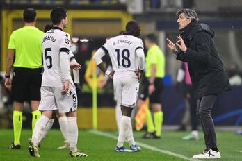 Imanol, que da instrucciones a Zubeldia en Milan el martes, ve mejor al azkoitiarra. 