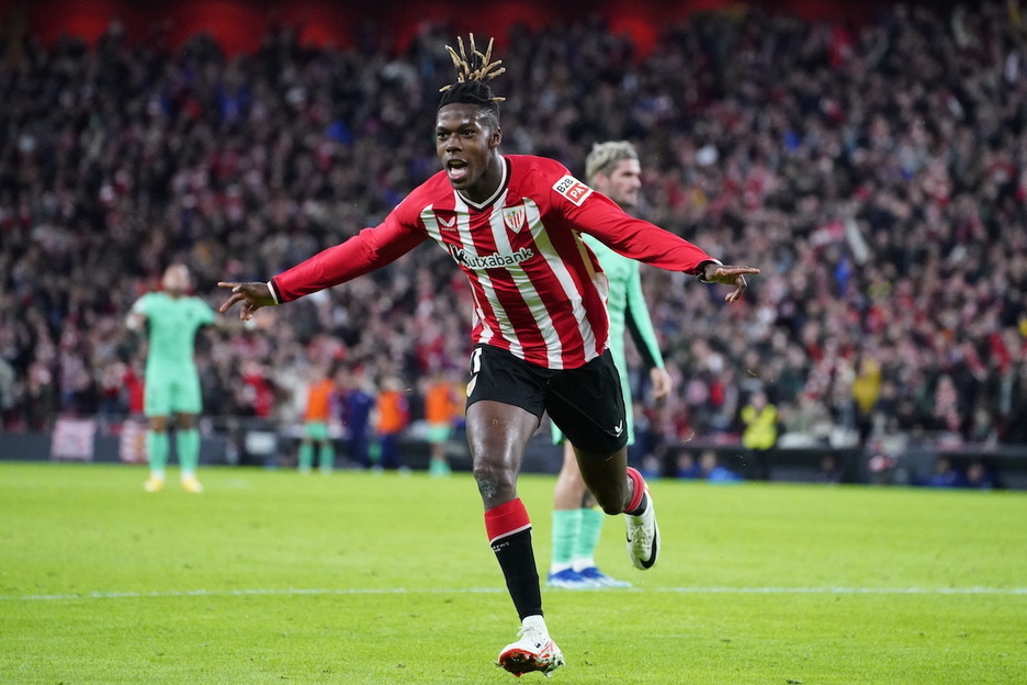 Eta Nico Williamsek festa itxi du bigarren golarekin.