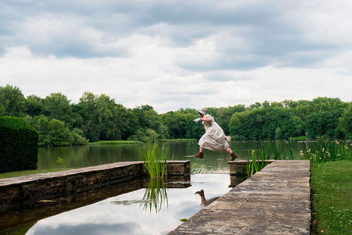 Una de las fans de Jane Austen, en el trabajo de Alejandra Carles-Tolra.