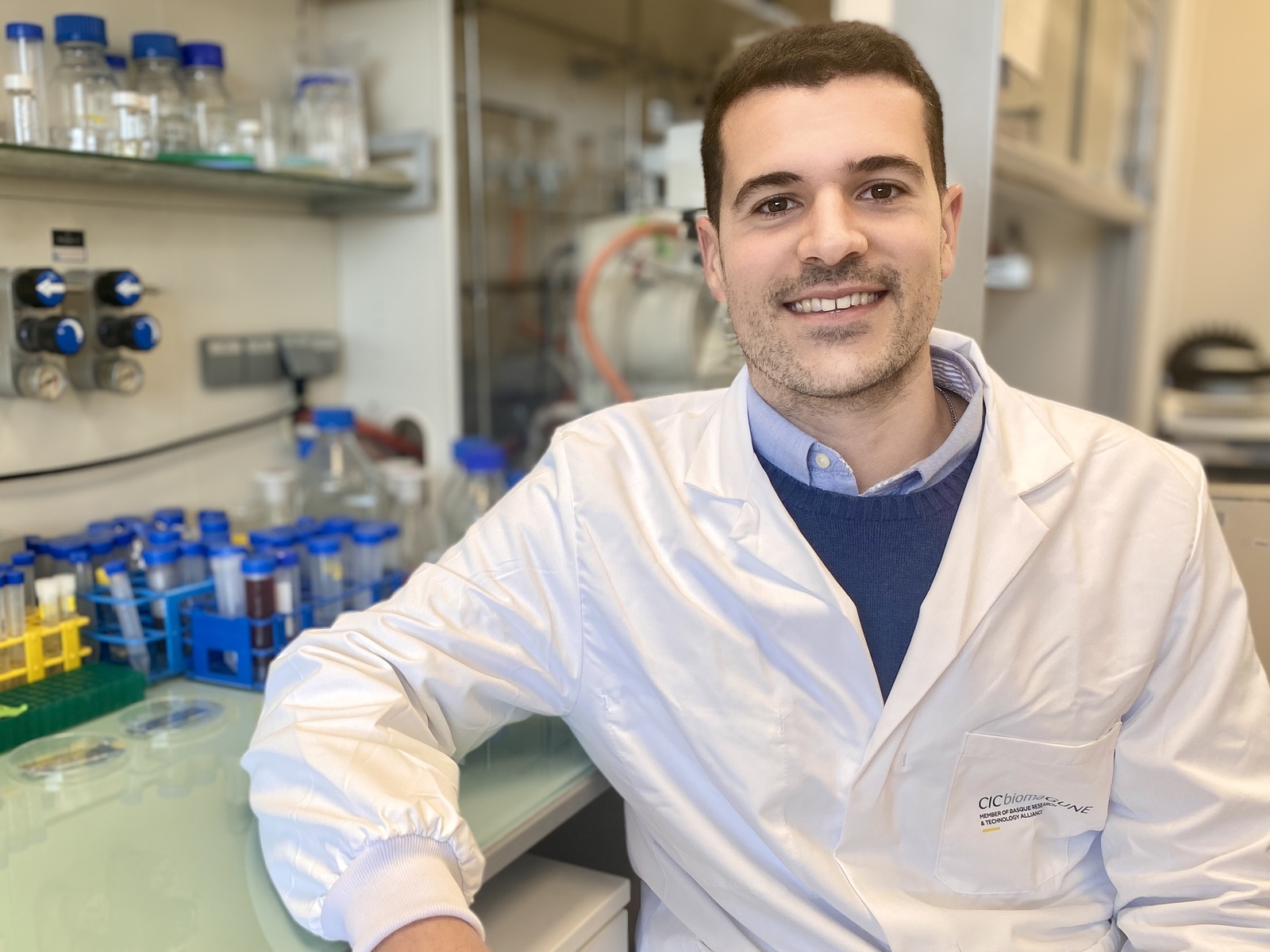 Pablo S. Varela doktoratu aurreko ikertzaileak egin du informazio baliotsua eman duen ikerketa hau. (CIC biomaGUNE)
