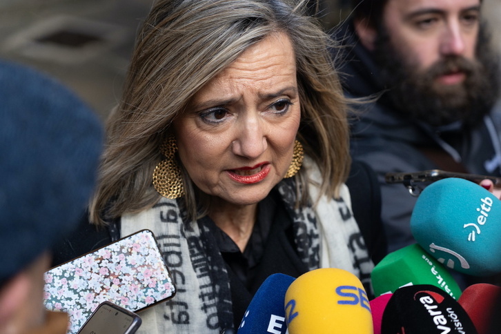 Cristina Ibarrola ha comparecido hoy ante los medios en la plaza Consistorial de Iruñea.