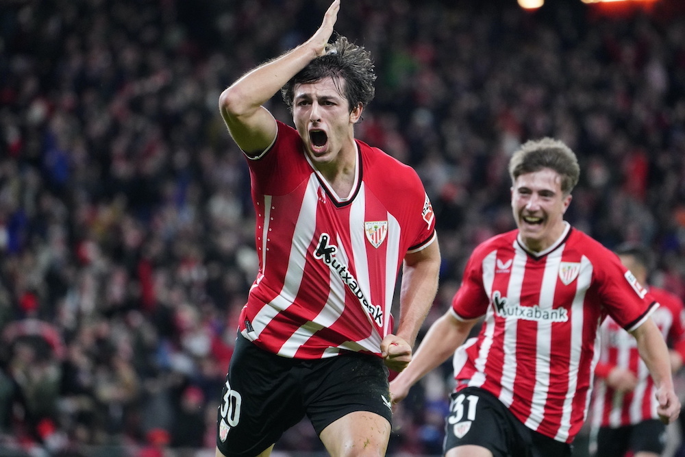 Unai G&oacute;mez celebra el gol del triunfo. (Aritz LOIOLA / FOKU)