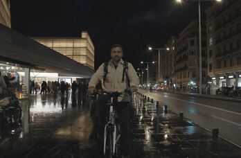 Plastikozko-hiri-bat