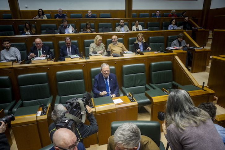 El consejero de Economía y Hacienda, Pedro Azpiazu, ha afrontado sus últimos presupuestos, ya que ha anunciado su jubilación.