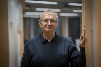 Jean Mixel Bedaxagar musikaria.