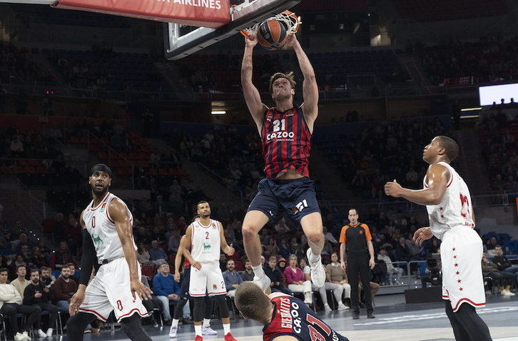 Maik Kotsar uztaipean nagusi Armani Milanoren aurka, iaz.