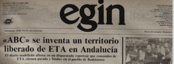 La referencia al «disparatado reportaje» sobre ETA en Andalucía ocupó el titular principal de la primera página.