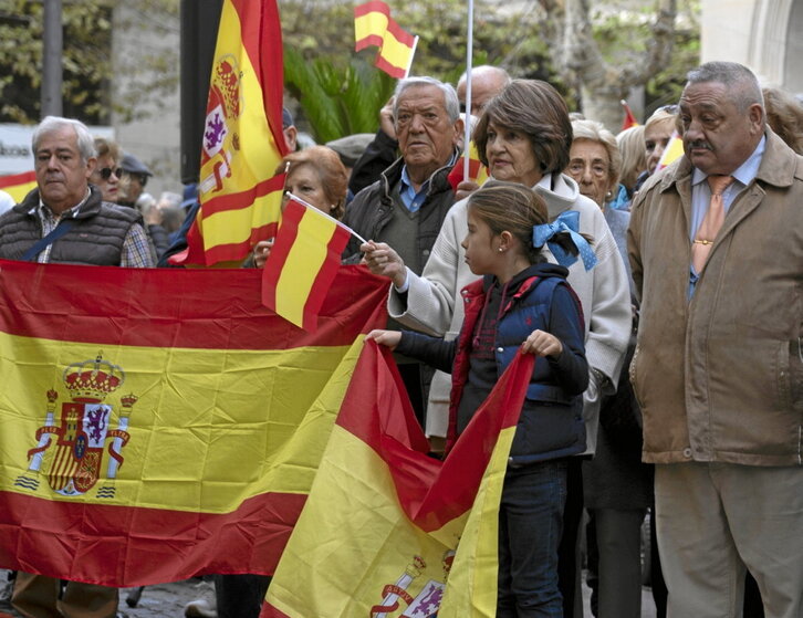 Manifestación ultra en Gasteiz el 12 de noviembre en contra del Gobierno de Sánchez..