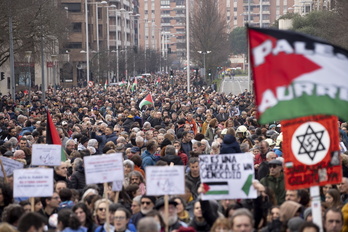 Milaka pertsona batu dira Iruñeko manifestaziora.