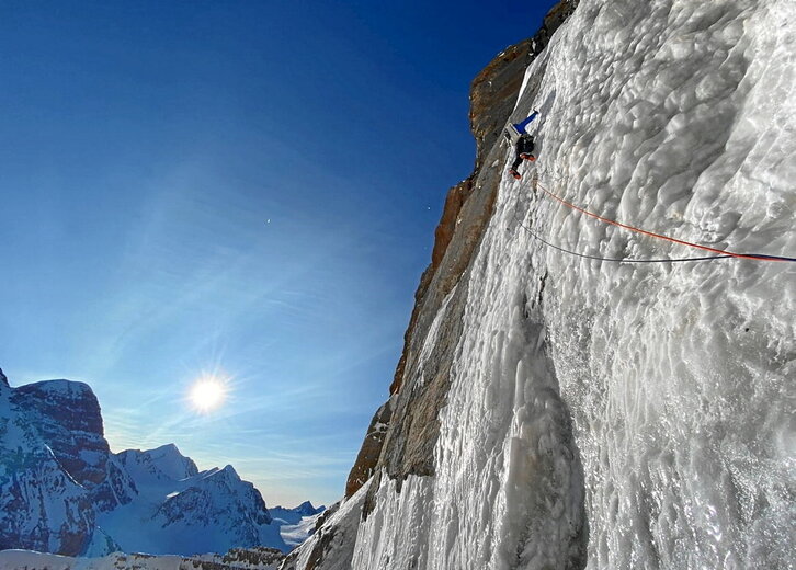 Dane Steadman, sokaburu, “Trophy hunt” bidearen luze batean.