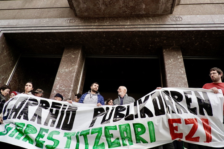Garraio publikoaren tarifen igoeraren aurkako protesta.