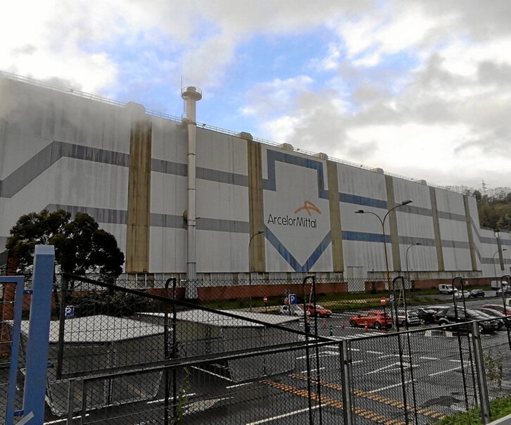 Arcelor Mittalen Etxebarriko lantegia.
