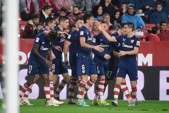 Vesga ha anotado con un espléndido cabezazo en la primera mitad.