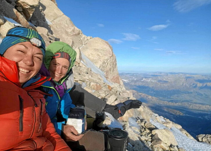 Fitz Royra hurbiltzen; denera, 1.600 metroko marra bat igo zuten.