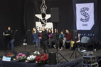 Martin eta Iturriaga kantuan, Oiartzungo bertso jaialdian.