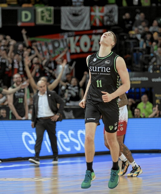 De Ridder bikain aritu zen.