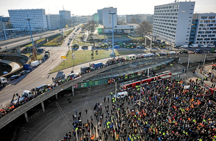 Protesta de agricultores en Halle, este de Alemania.