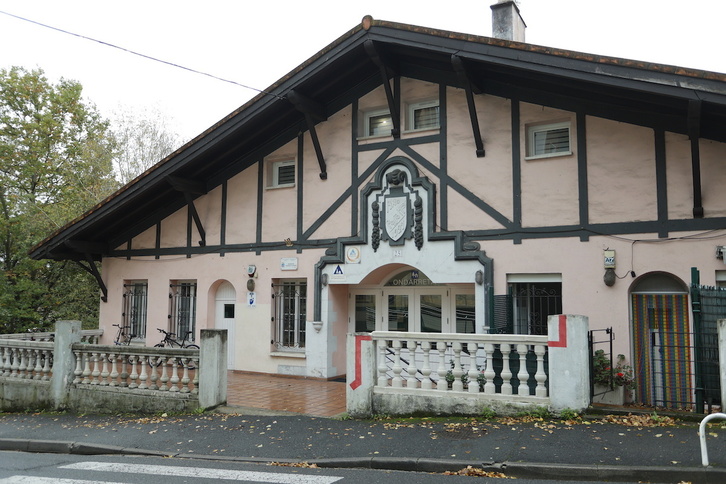 Donostiako La Sirena aterpetxea, artxiboko irudi batean.