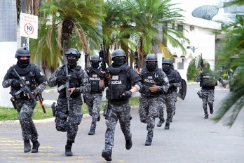 La Policía, en las calles de Guayaquil.