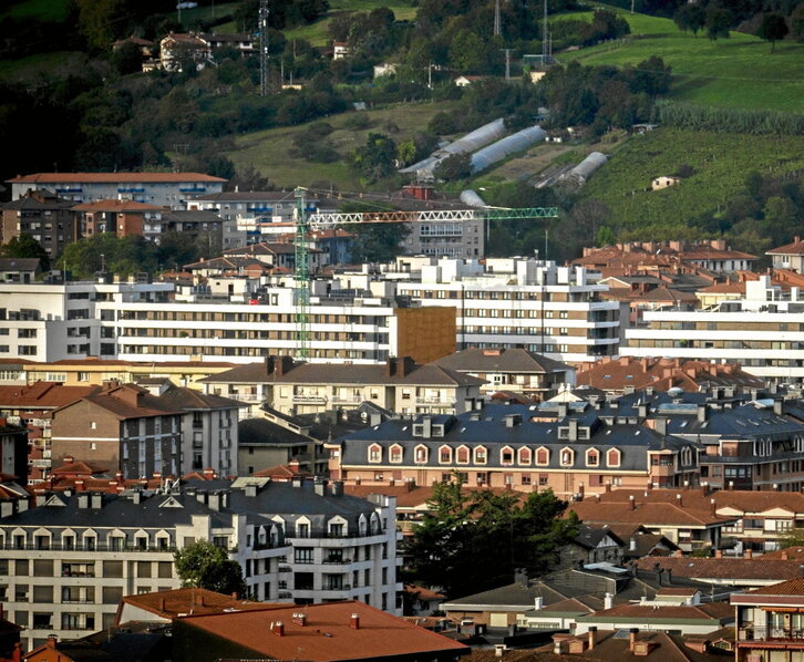 Zarautz, Estatuko hirugarren udalerri garestiena, irudian.