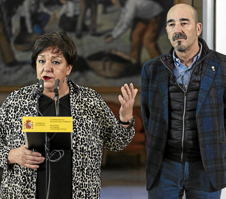 Mari Cruz Vicente y Fernando Luján, representantes de CCOO y UGT.