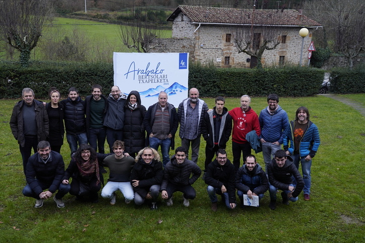 Arabako Bertsolari Txapelketa aurkeztu dute.