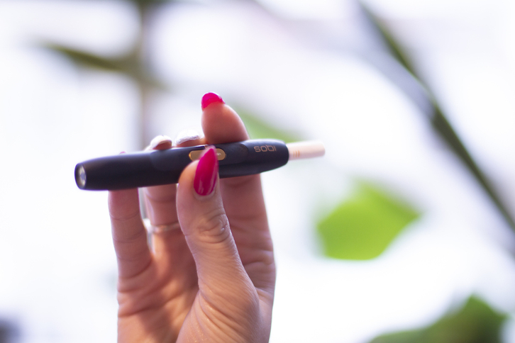 IQOS es la marca de tabaco calentado que se comercializa en el Estado español.