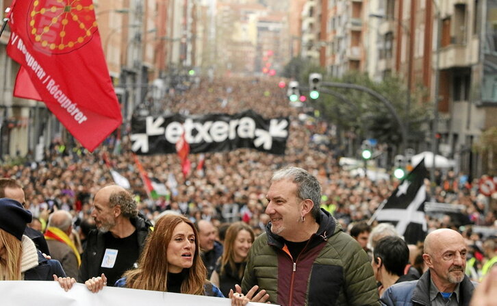 Itziar Ituño, durante la manifestación de Sare en Bilbo.