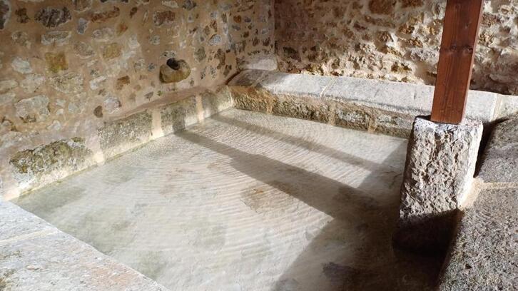 Sobrongo latsarria, zaharberritzeko esku-hartzearen ondoren.