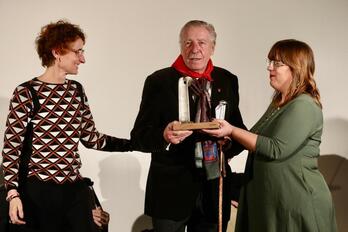 Juan Antonio Urbeltzek V. Ondare Saria jaso duen unea.