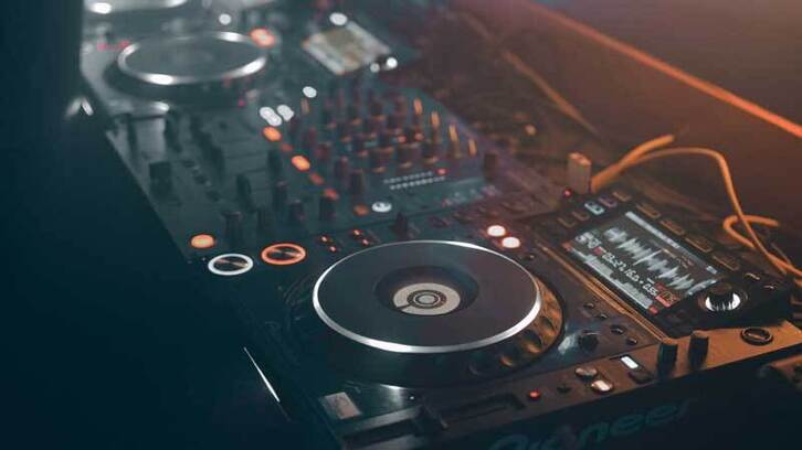 Europa afirma que quiere equidad en la distribución de ingresos en la industria musical.