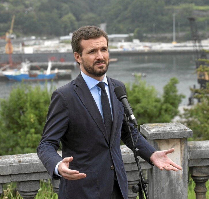Pablo Casado, en una visita a Pasaia como líder del PP.