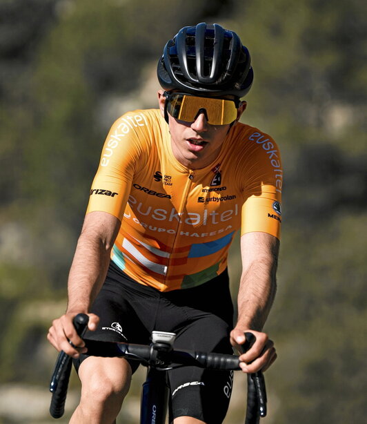 Alustiza ha cumplido con 21 años su sueño de vestirse de naranja.