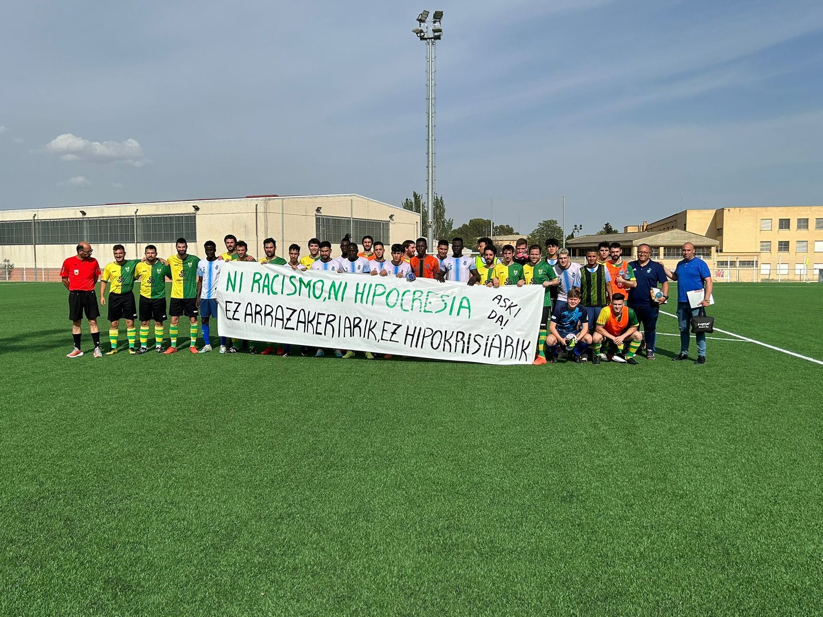 Encuentro contra el racismo en el que participó Unión Tutera.