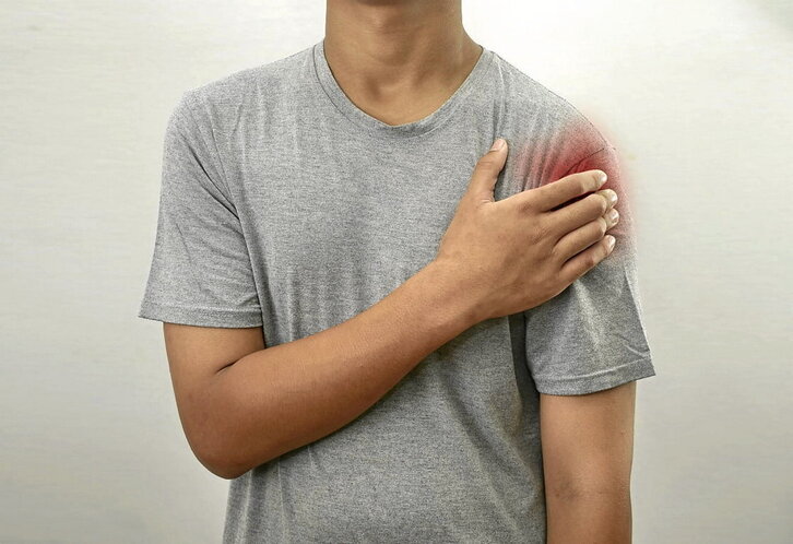 Behin mina jaitsita, arazoa eragin duen postura hobetzea garrantzitsua da.