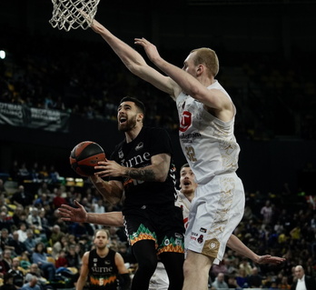 Hlinason Zaragozatik Bilbora etorri da eta hori ere aldeko izango du talde bizkaitarrak larunbatean.