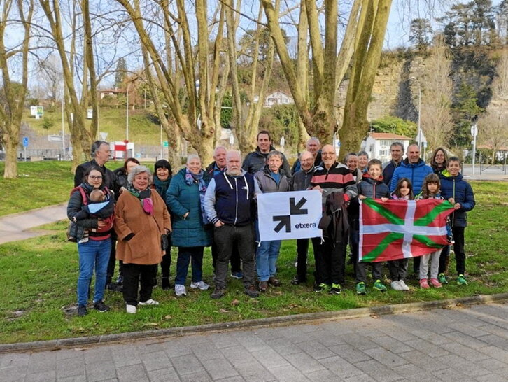 Iruretagoiena, ayer junto a familiares y amigos.