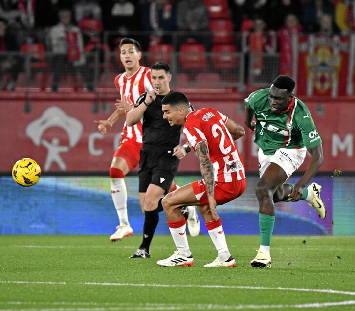 Samu fue una pesadilla para la zaga local.