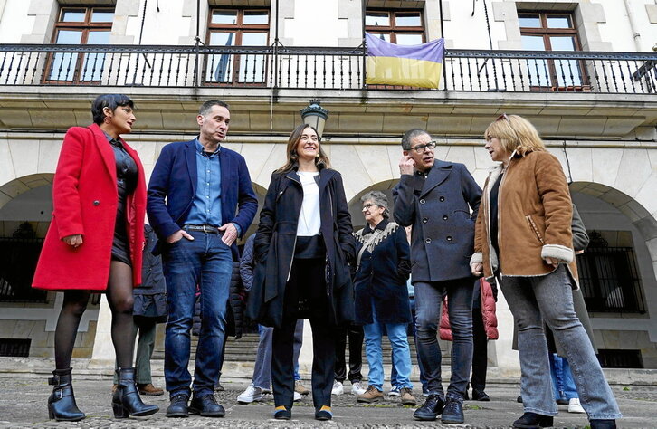 Bidegurenekin batera, EH Bilduko alkate eta zinegotziak izan ziren Gernikako agerraldian.