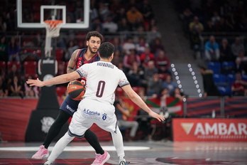 Jordan Howard se ha llevado el duelo individual ante su hermano Markus, pero no la victoria,