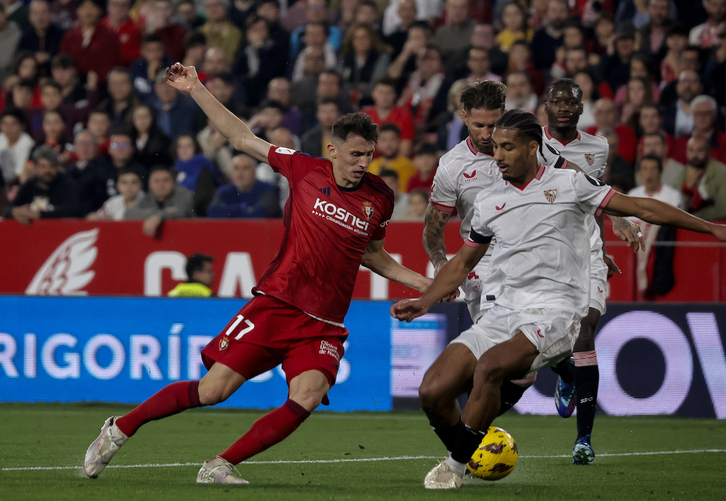 Osasuna confía en que Budimir mantenga su momento dulce en Montjuïc.