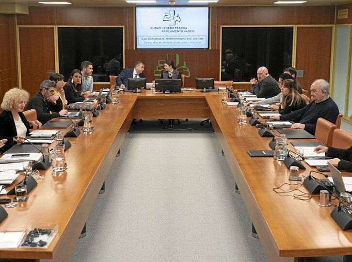 Giza Eskubide, Berdintasun eta Justizia Batzordea bildu zen atzo.