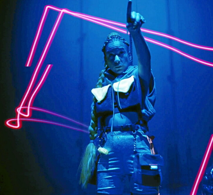 Alessandra García, la mujer de la cinta.