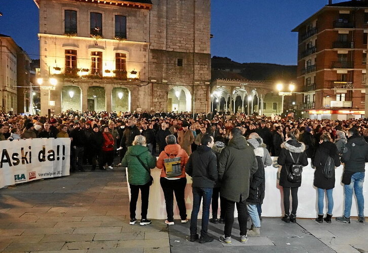 Urtarrilaren 19an, astebete lehenago gertatutakoa salatu zuten Laudion.